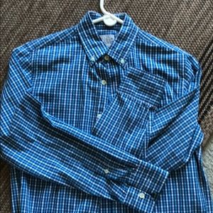 Long sleeve button down shirt 👔